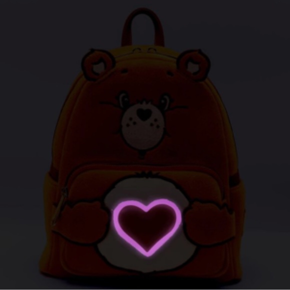 ⌛️6hrsale⌛️NWT Loungefly CareBears Tenderheart Bear Plush Light Up Glow Backpack - Picture 2 of 9